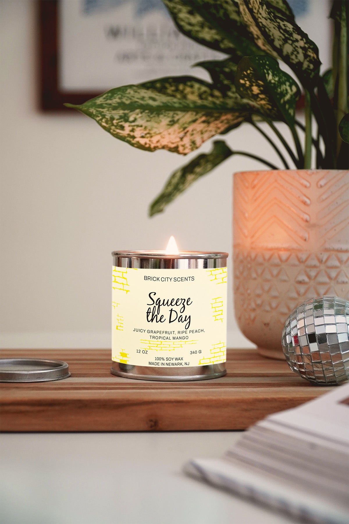 Squeeze the Day: 12oz Wooden Wick Candle