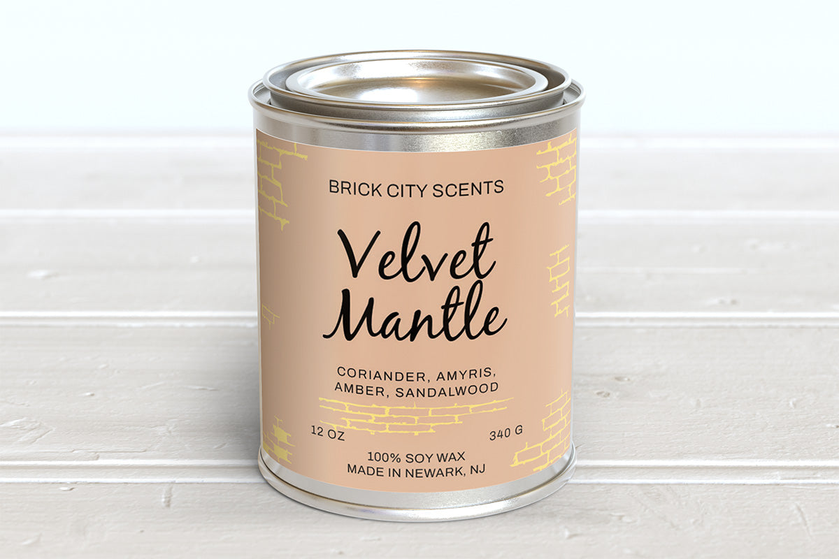 Velvet Mantle: 12oz Wooden Wick Candle