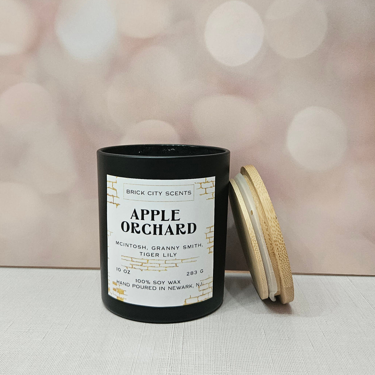 Apple Orchard: 10oz Wooden Wick Candle