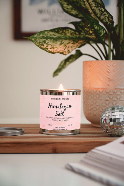 Himalayan Salt: 12oz Wooden Wick Candle